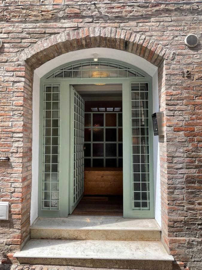 Estense 12 Appartamento In Centro Citta Ferrara Eksteriør bilde